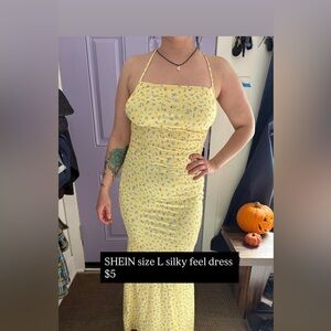 SHEIN Light Yellow Floral Maxi Dress